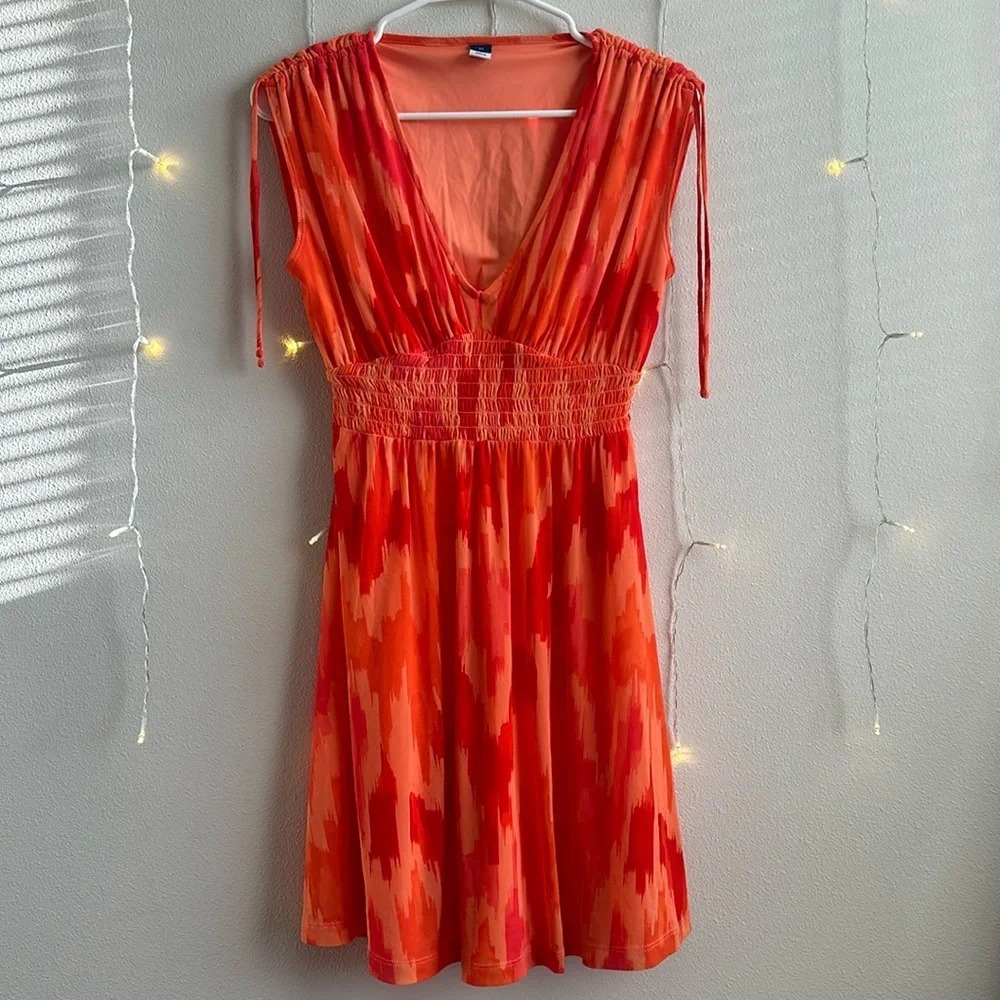 Old Navy Abstract Printed Deep Plunge Dress 🧡❤️​